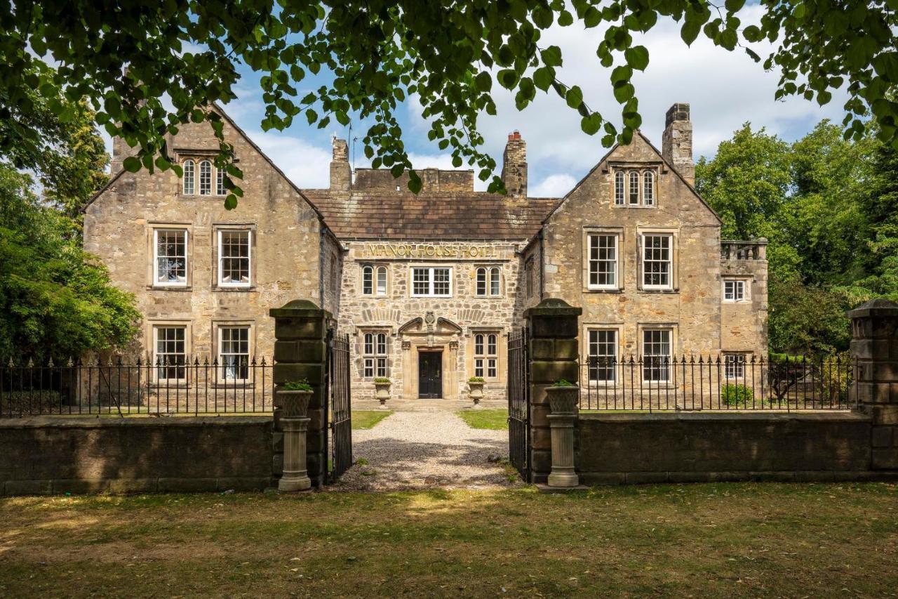 Manor House Hotel 3*